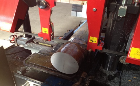 德庆卧式带锯床加工时出现明显振荡如何排查？